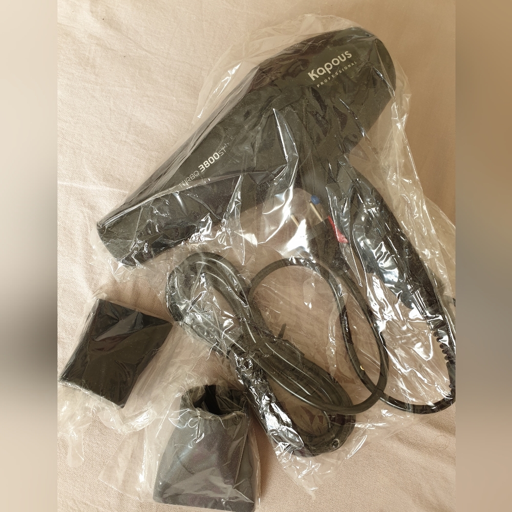 NWT Hair dryer Kapous professional